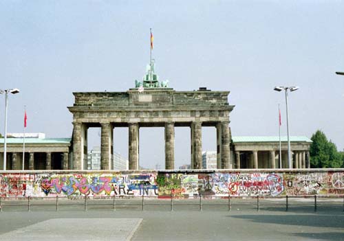 Brandenburg Gate over the Berlin wall, September 1989 