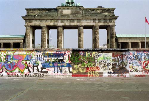 Berlin wall and Brandenburg Gate 