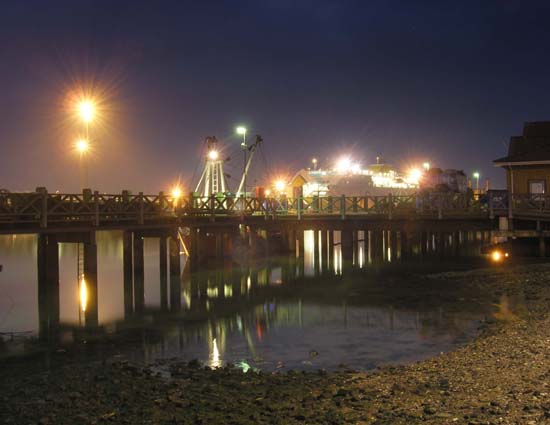 night boats Newhaven Harbour