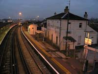 train-at-newhaven-harbour