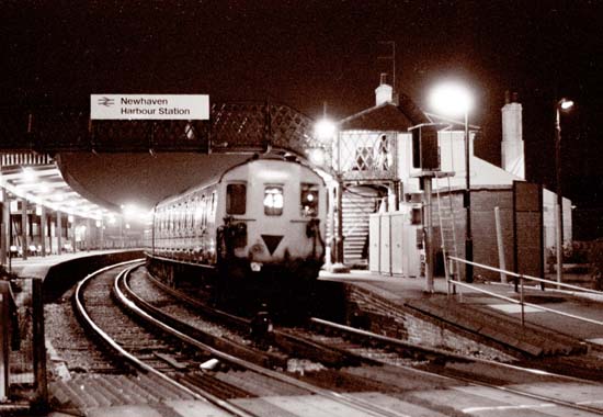 [Newhaven Harbour Station]