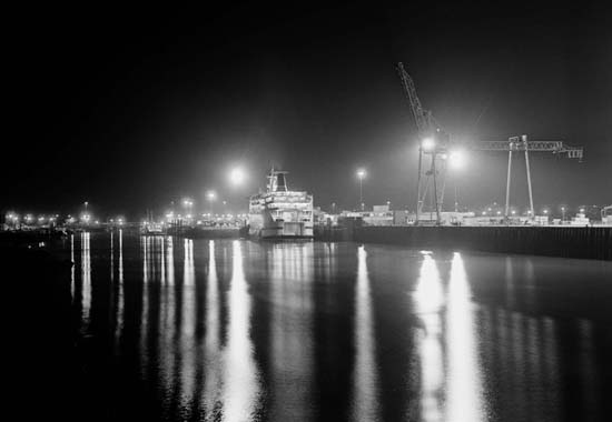 [Newhaven Harbour at Night]