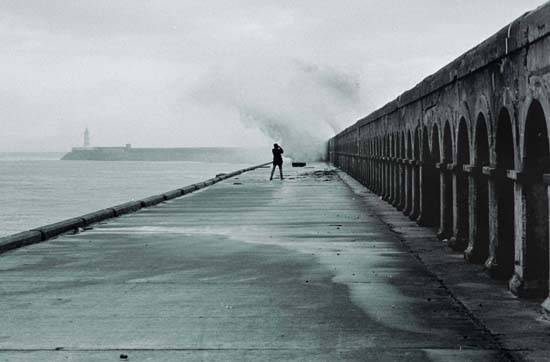 breakwater splash Newhaven Harbour