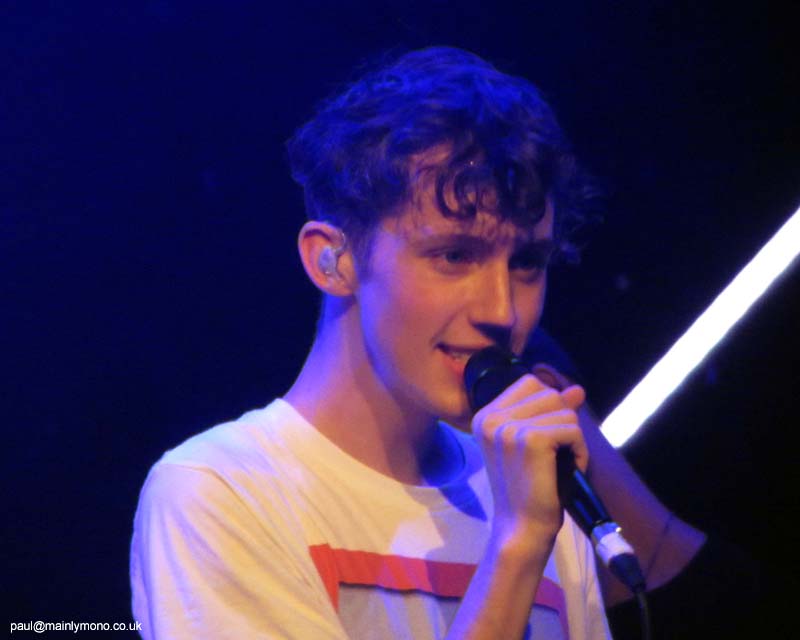 troye-sivan145