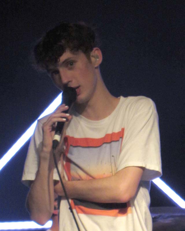 troye-sivan156