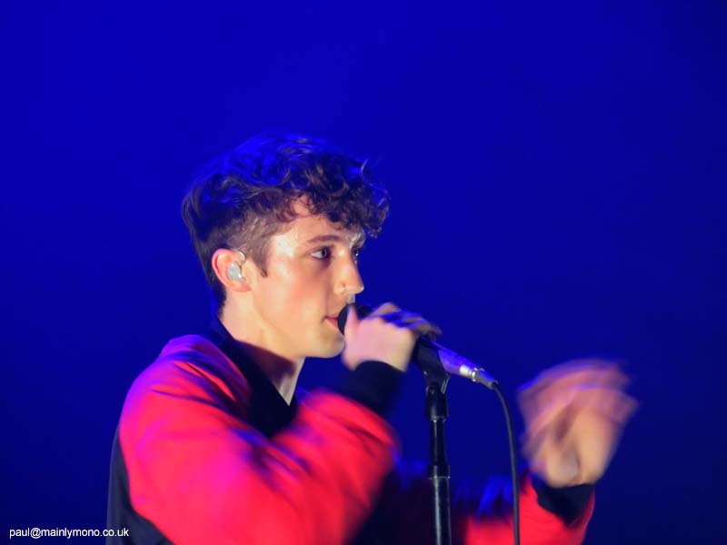 troye1-038