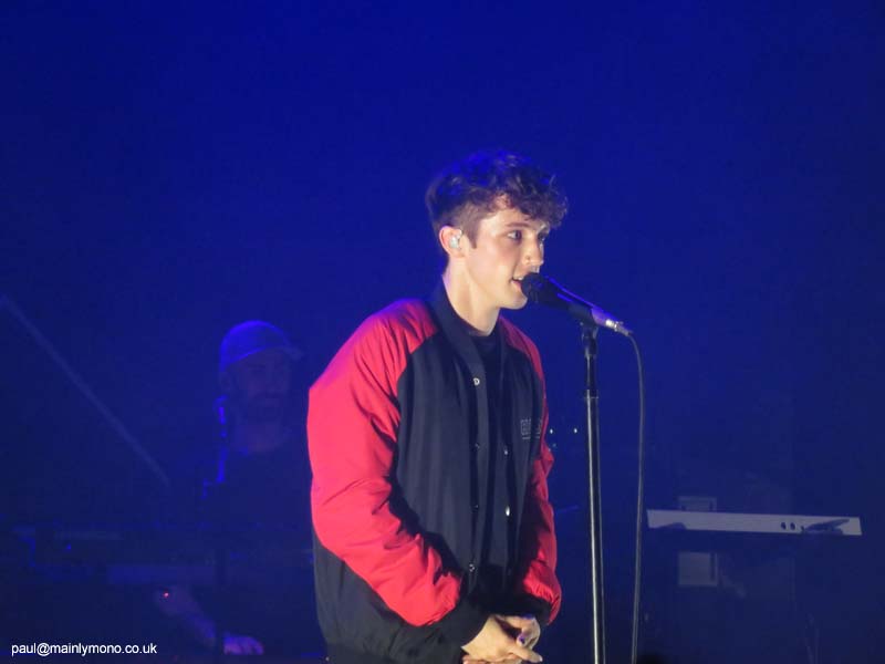 troye1-042