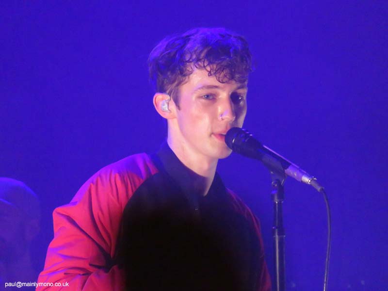 troye1-063