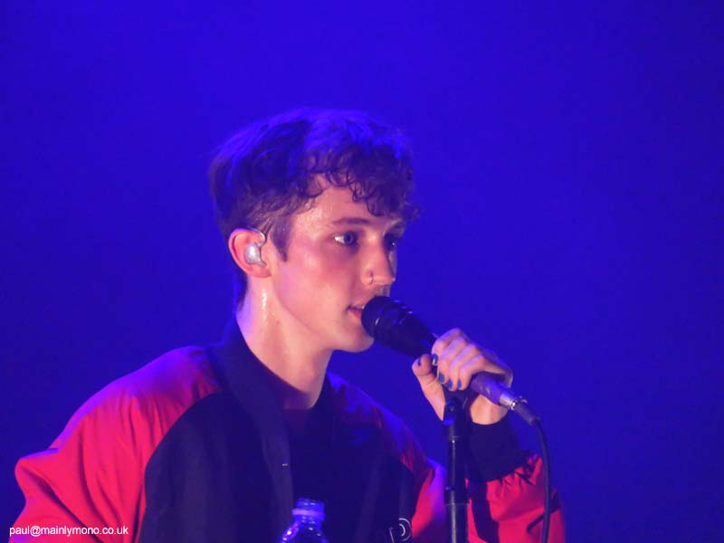 troye1-066