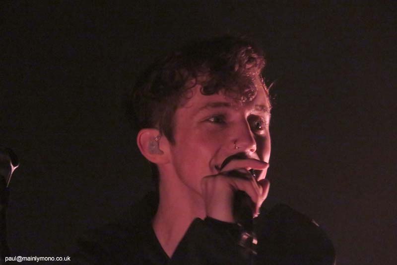 troye3-051