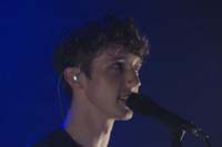 troye3-037